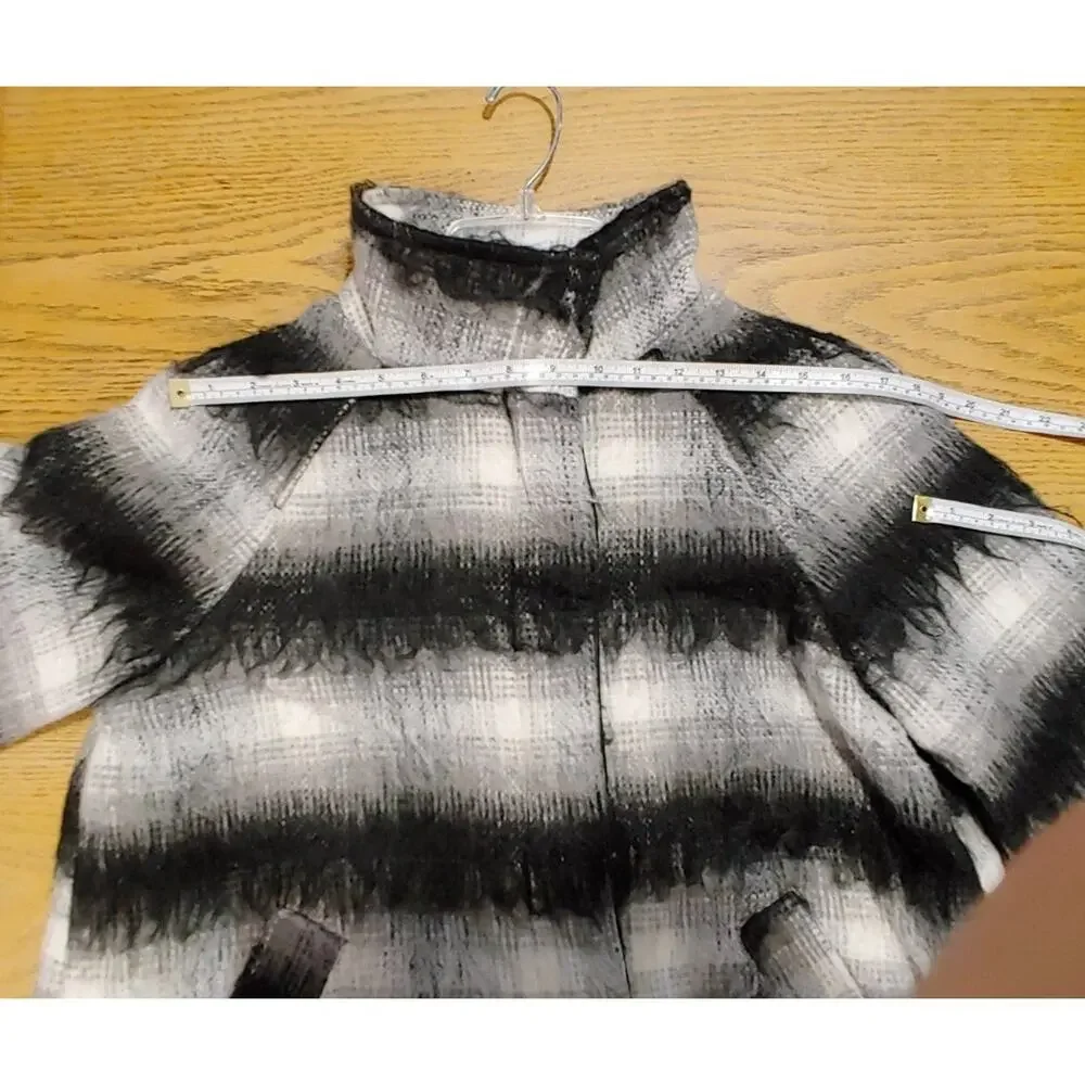 Me Jane Fuzzy Knit Plaid Turtleneck Coat Jacket Wool Blend Black White Womens S